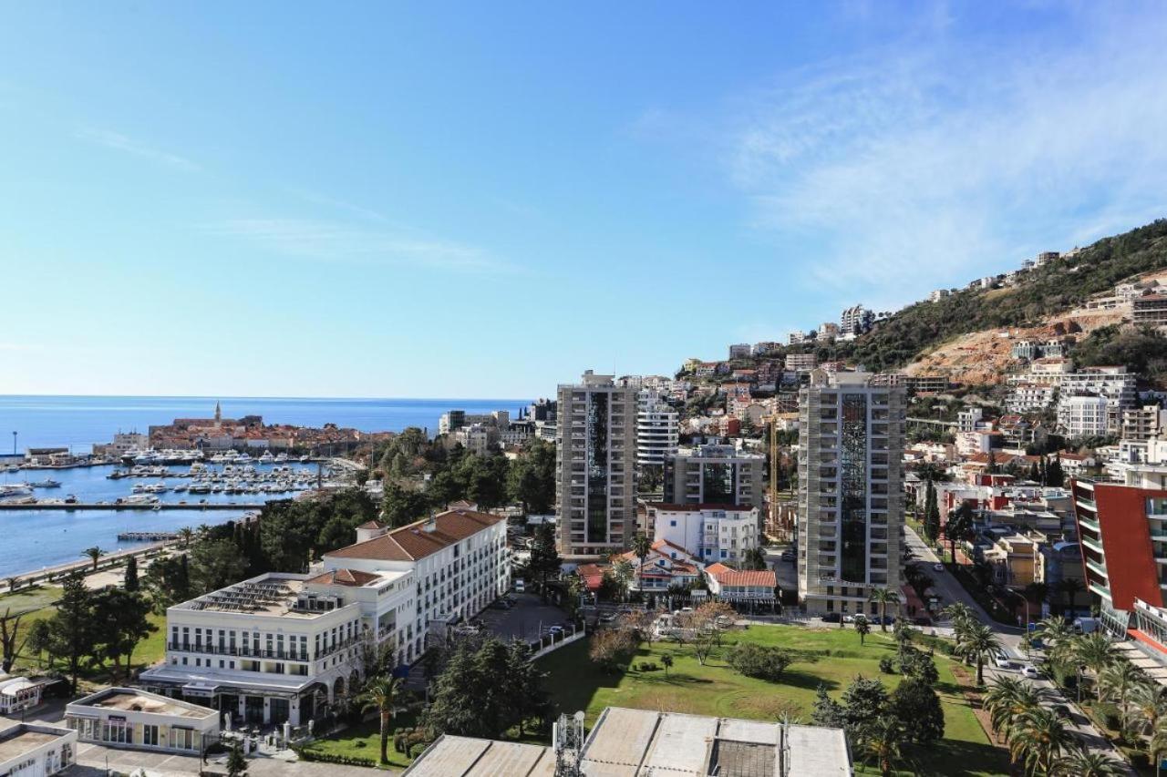 Apartments Lux Budva Eksteriør billede
