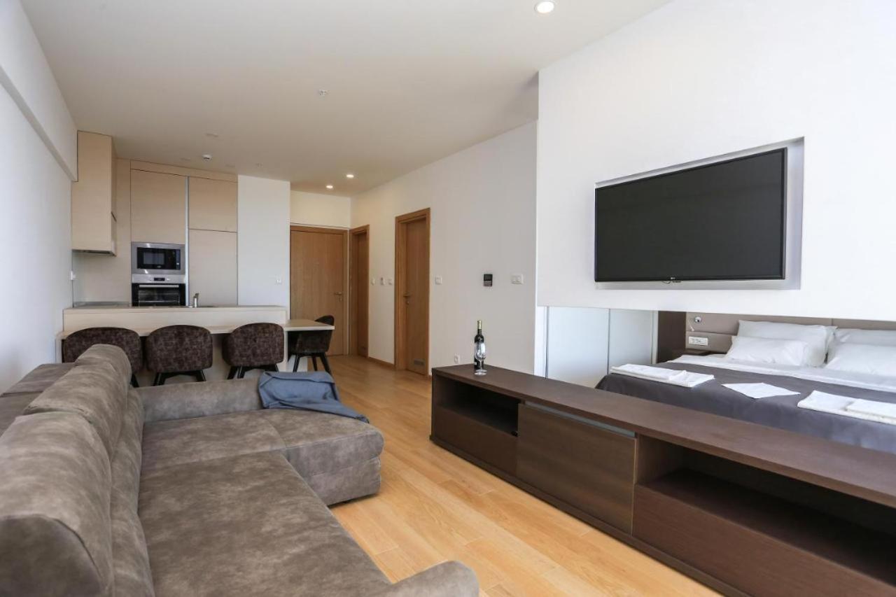 Apartments Lux Budva Eksteriør billede