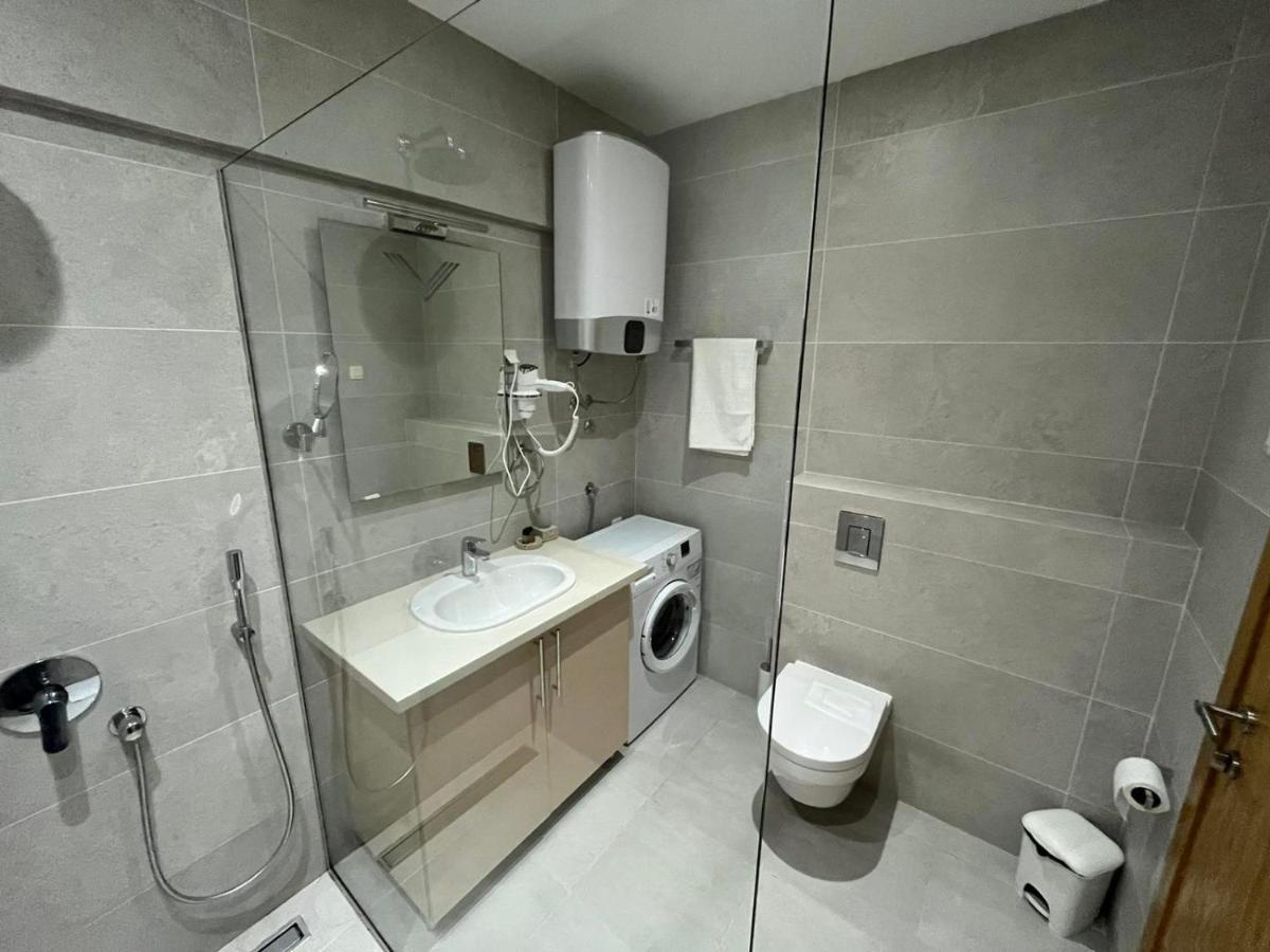 Apartments Lux Budva Eksteriør billede