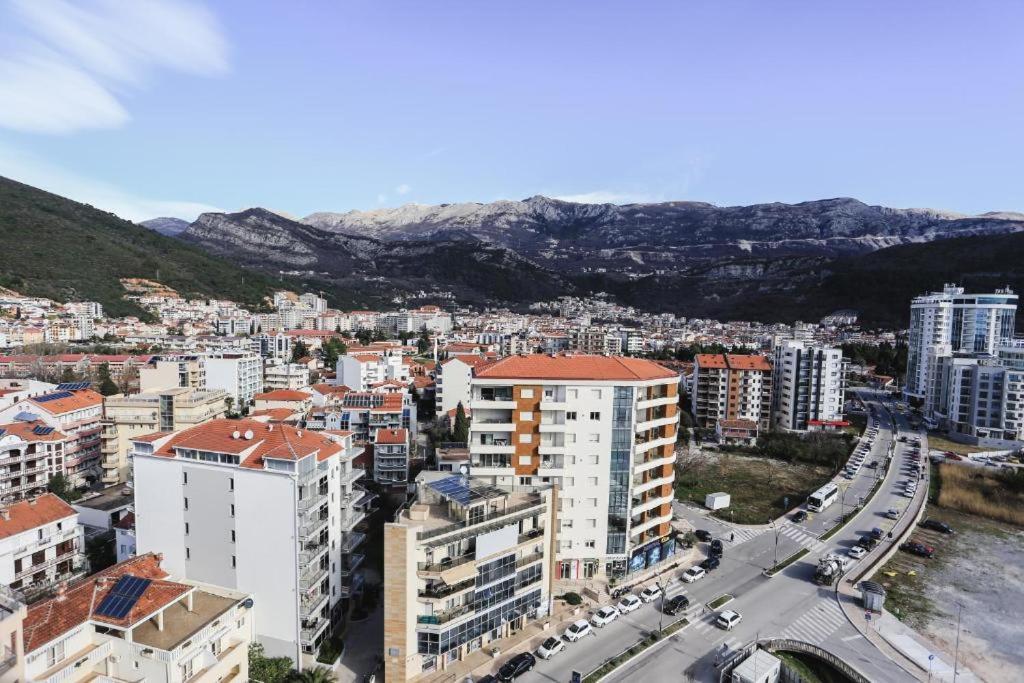 Apartments Lux Budva Eksteriør billede