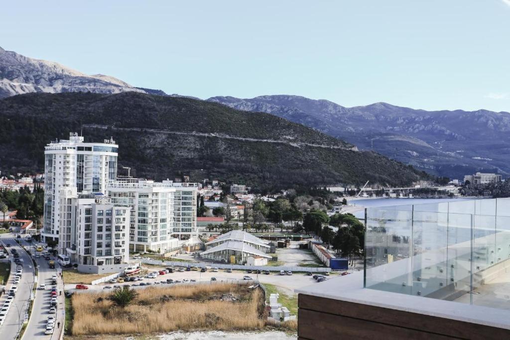 Apartments Lux Budva Eksteriør billede