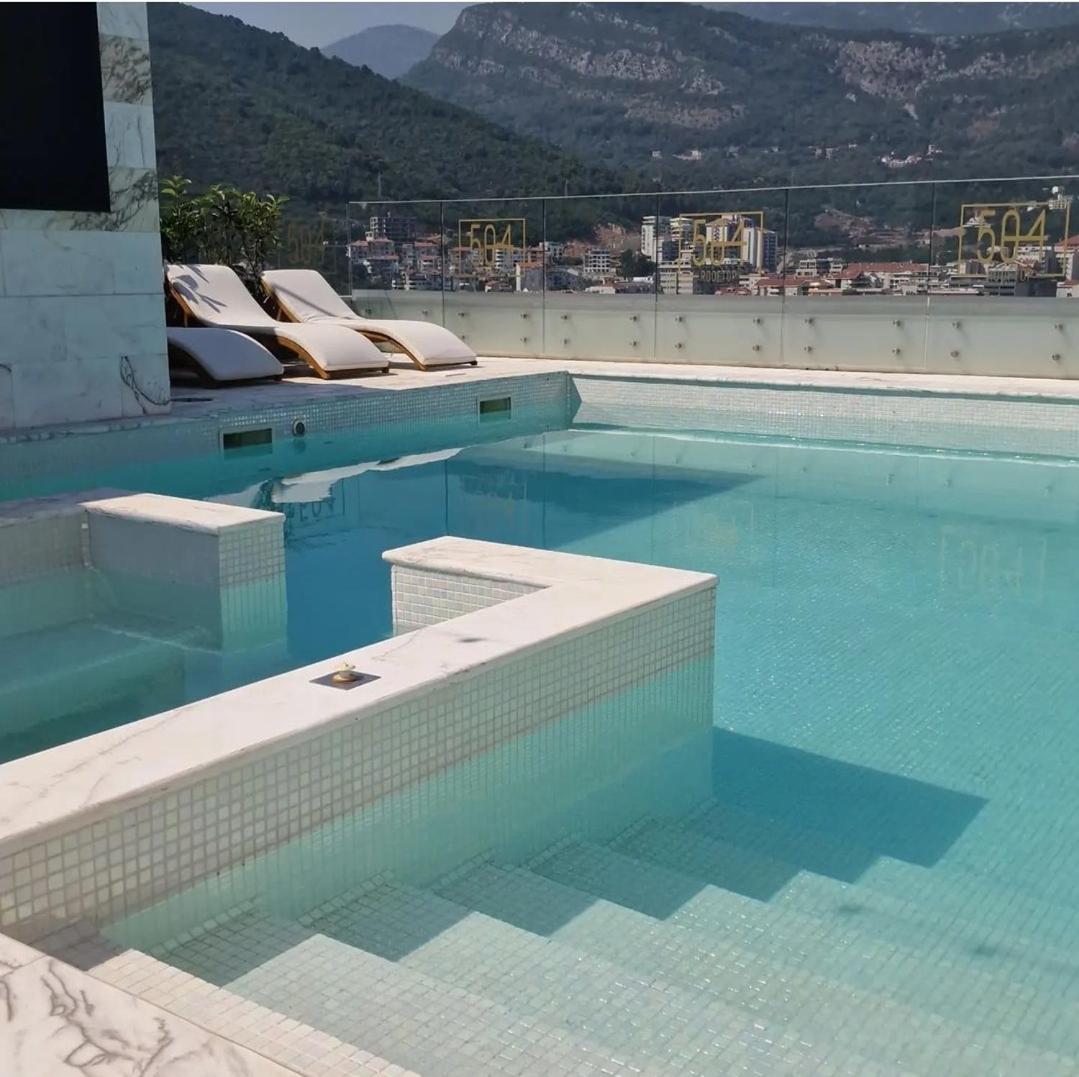 Apartments Lux Budva Eksteriør billede